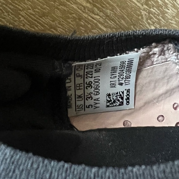 Stella McCartney Adidas Ultraboost Cutout Sneakers, 5 - Picture 9 of 10